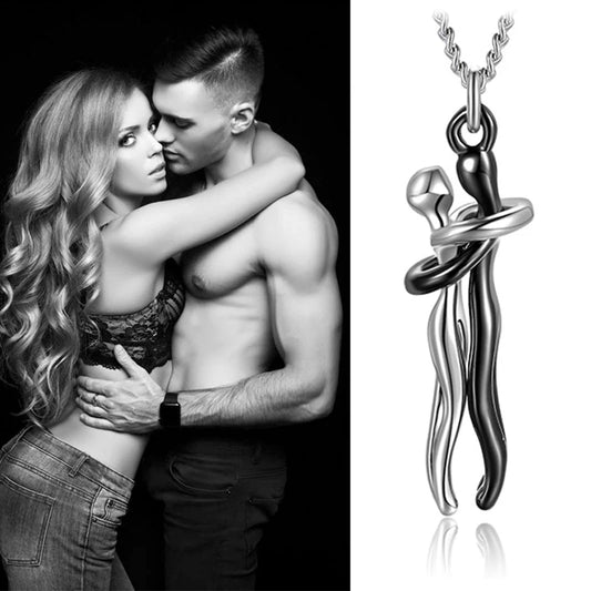 Colar Casal "Abraço" Estilo Hip Hop – Para Homens e Mulheres